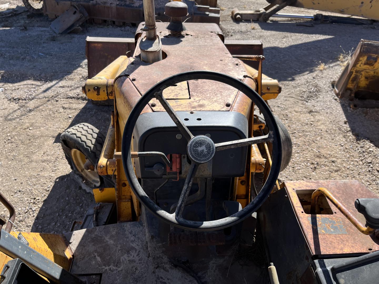 ./imagenes/INVOICE/2019/17348/RETROEXCAVADORA JOHN DEERE 210C (35).JPG